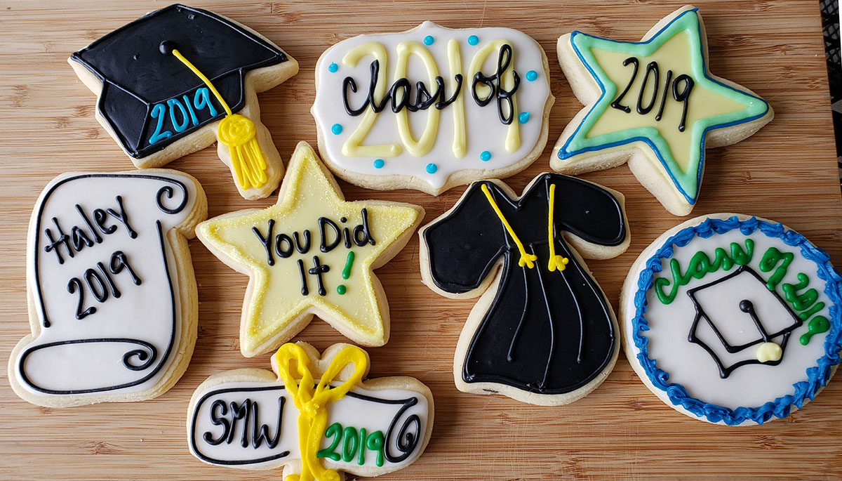 Graduation sugar cookies